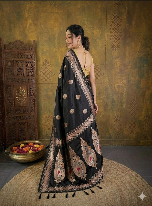 Banarasi Silk Saree with Zari Weaving work