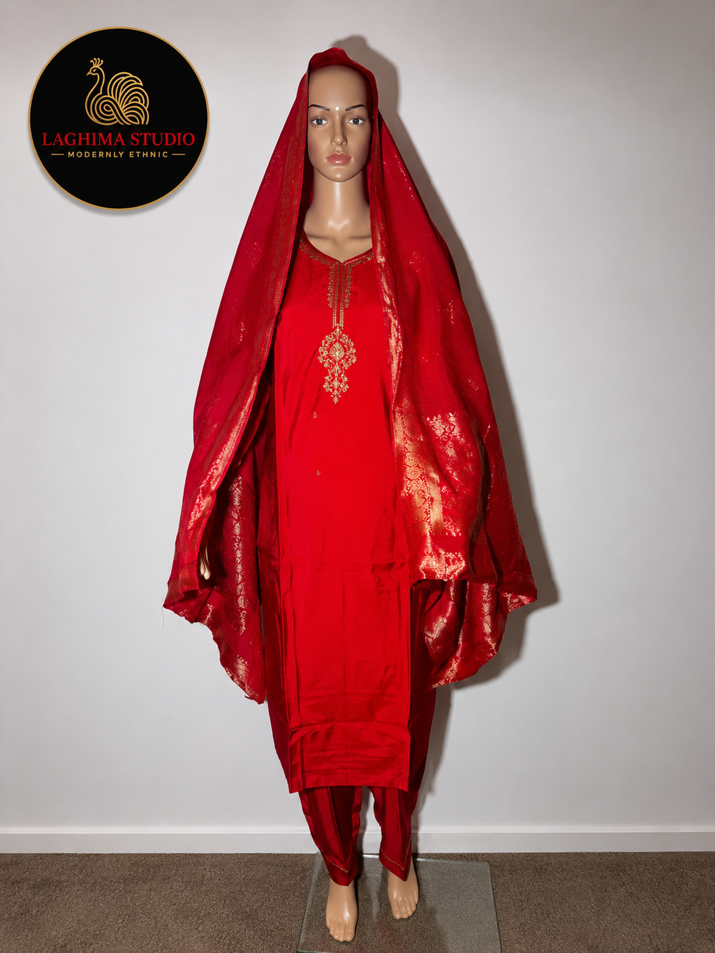 Luxury Silk Blend Kurti Set with Banarasi Dupatta