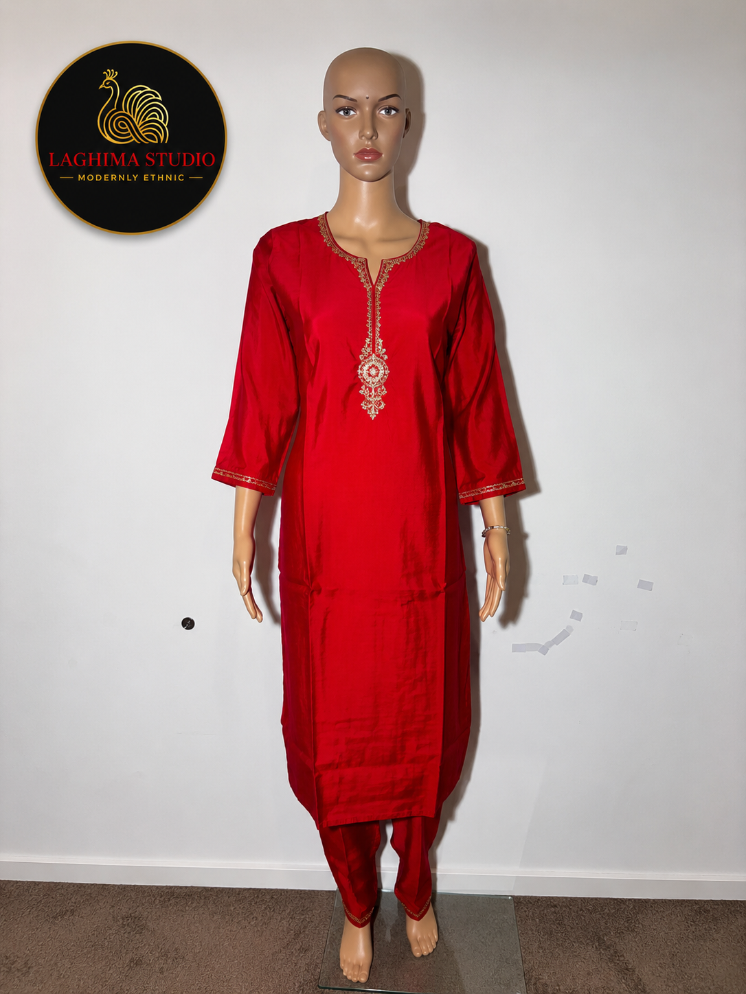 Luxury Silk Blend Kurti Set with Banarasi Dupatta